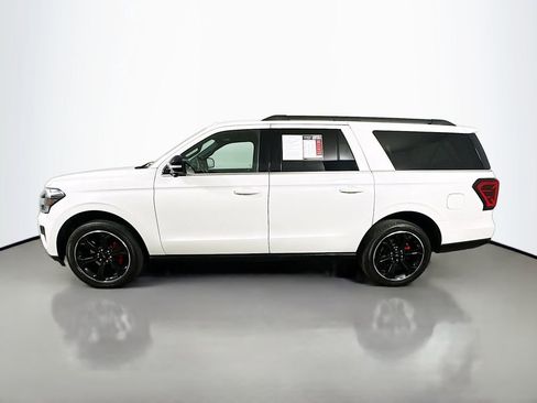 Used 2022 Ford Expedition Max Limited image 5