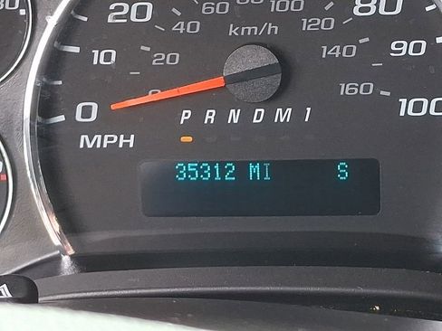 Used 2019 Chevrolet Express 3500 LT w/ LT Preferred Equipment Group RWD image 19