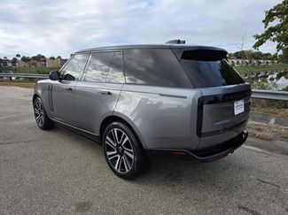 Used 2023 Land Rover Range Rover SE video 2