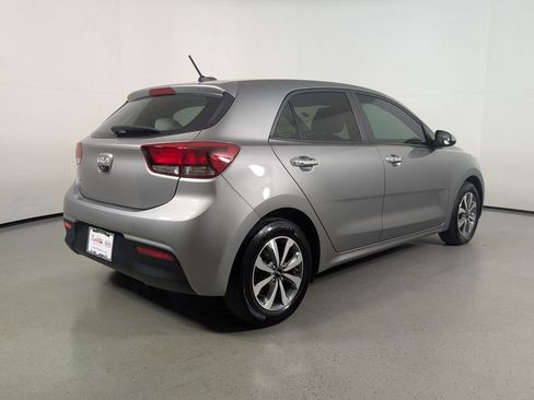 Used 2022 Kia Rio S w/ Option Group 015 FWD image 7