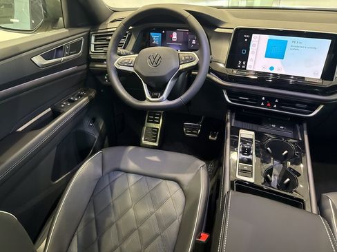 New 2026 Volkswagen Atlas Cross Sport SEL Premium R-Line image 10