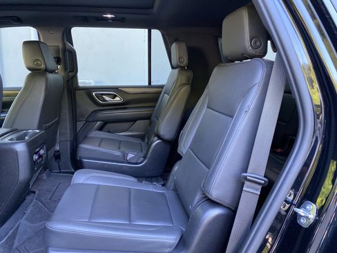 Used 2022 Chevrolet Tahoe Z71 AWD/4WD image 37