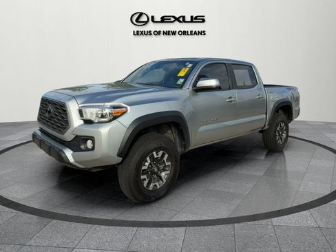 Used 2023 Toyota Tacoma TRD Off-Road image 3
