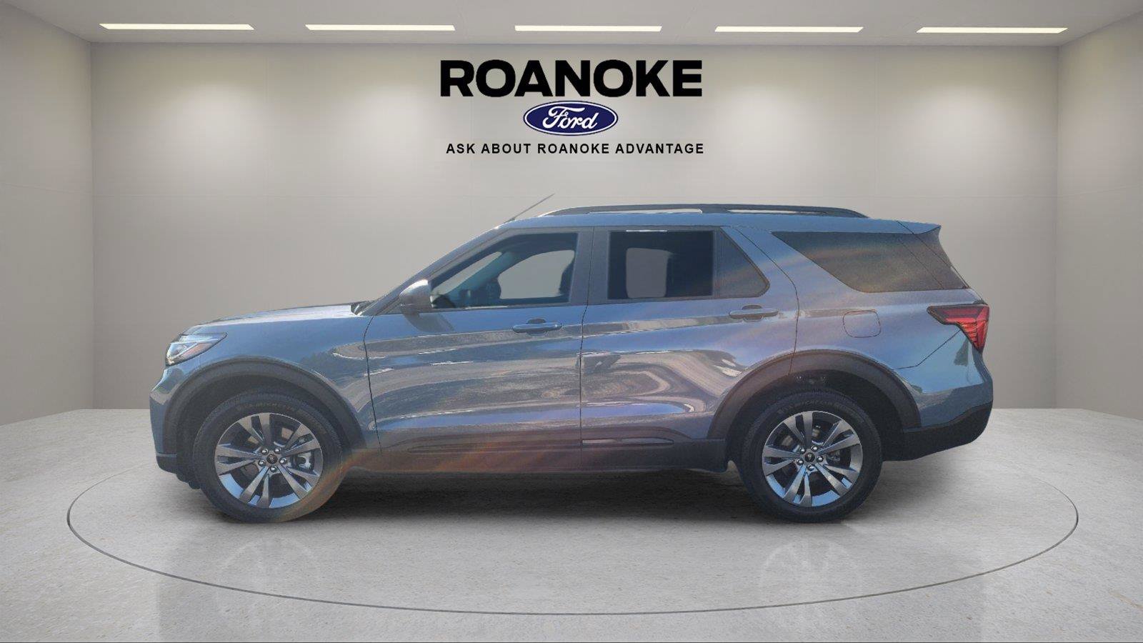 Used 2026 Ford Explorer Active w/ Active Comfort Package AWD/4WD image 12