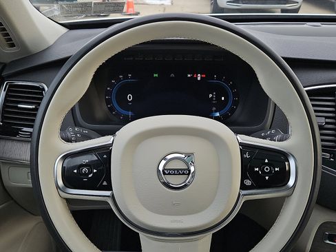 Certified 2023 Volvo XC90 B6 Plus image 20