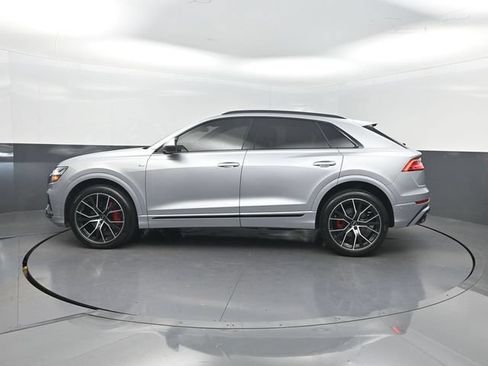 Used 2021 Audi Q8 Premium Plus AWD/4WD image 3