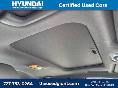 Certified 2024 Hyundai Elantra SEL w/ Convenience Package image 8
