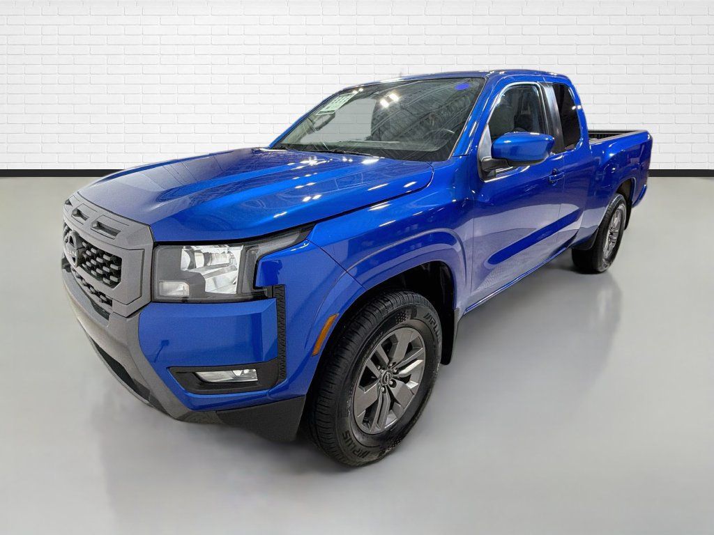 Used 2025 Nissan Frontier SV w/ SV Convenience Package RWD image 5