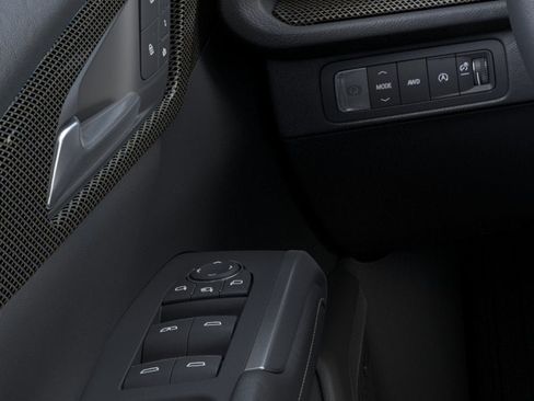 New 2026 Chevrolet Traverse High Country w/ LPO, Floor Liner Package AWD/4WD image 22