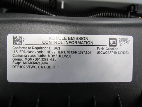 Used 2021 Chevrolet Express 2500 w/ Driver Convenience Package image 34