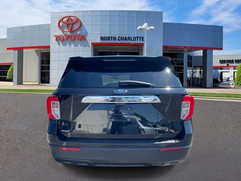 Used 2022 Ford Explorer XLT RWD image 5