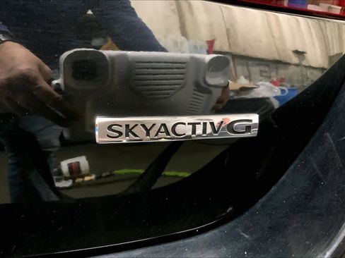 Used 2020 MAZDA MAZDA3 AWD Sedan w/ Select Package image 9