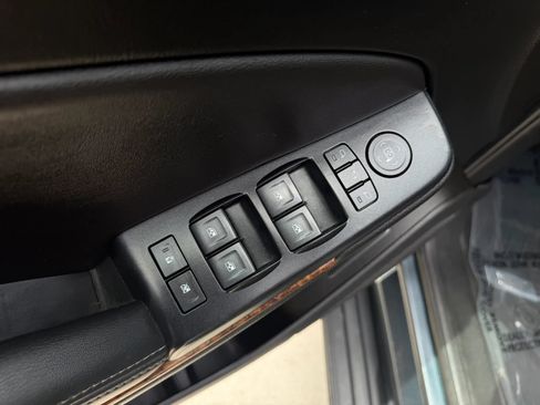 Used 2020 Chevrolet Tahoe Premier AWD/4WD image 13