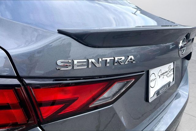 Used 2022 Nissan Sentra SR w/ Trunk Package FWD image 37
