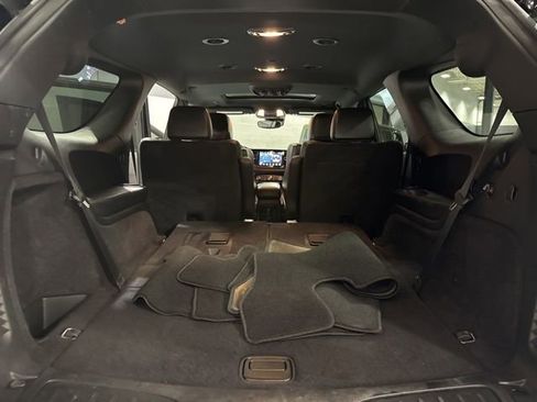 Used 2023 Dodge Durango R/T w/ Tow 'N Go Package AWD/4WD image 37