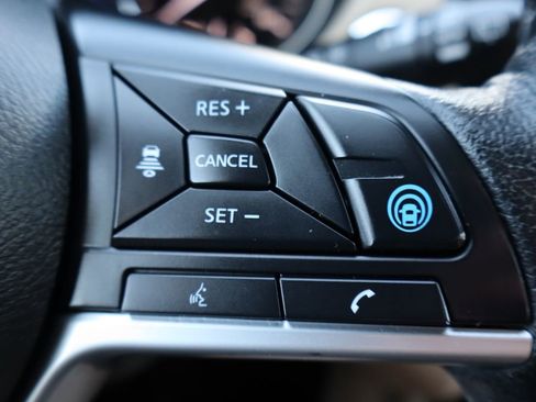 Used 2019 Nissan Rogue SL w/ Premium Package AWD/4WD image 31