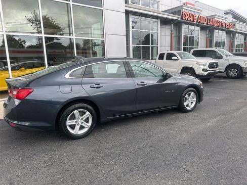 Used 2020 Chevrolet Malibu LS w/ Driver Confidence Package II FWD image 3