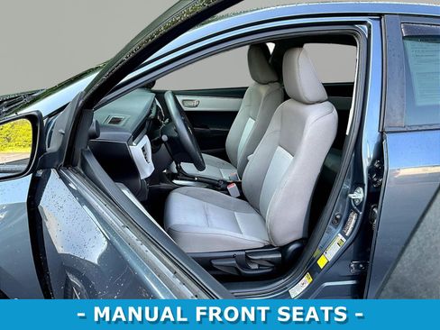 Used 2015 Toyota Corolla LE FWD image 21