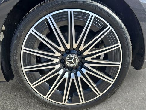 Certified 2025 Mercedes-Benz CLE 300 4MATIC Coupe image 32