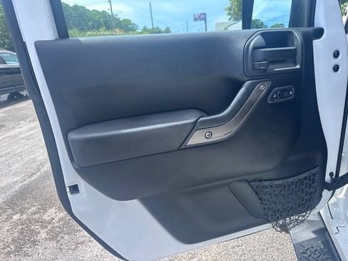 Used 2012 Jeep Wrangler Sport AWD/4WD image 10