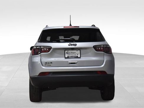 New 2026 Jeep Compass Latitude image 8