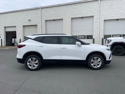 Used 2020 Chevrolet Blazer LT image 9