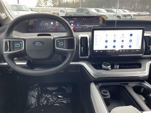 New 2026 Ford Expedition Max Platinum w/ Platinum Ultimate Package image 10