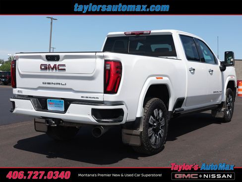 Used 2024 GMC Sierra 2500 Denali w/ Denali Reserve Package AWD/4WD image 4