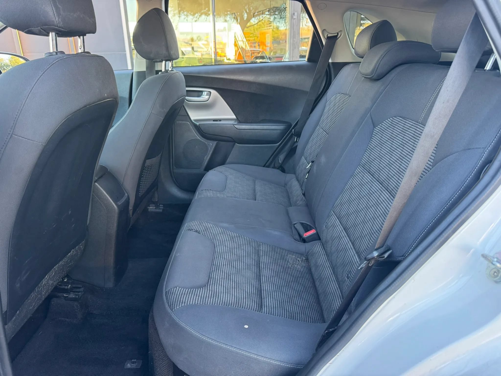Used 2018 Kia Niro FE FWD image 18