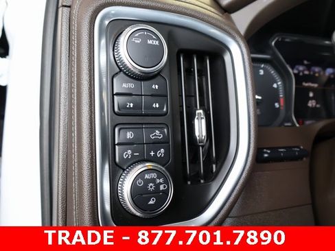 Used 2022 GMC Sierra 2500 Denali w/ Denali Ultimate Package image 22