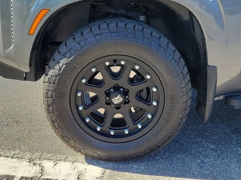 Used 2022 Nissan Frontier S w/ Technology Package image 11