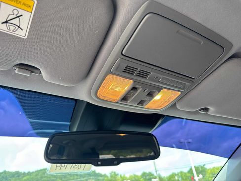 Used 2021 Honda CR-V EX-L image 17