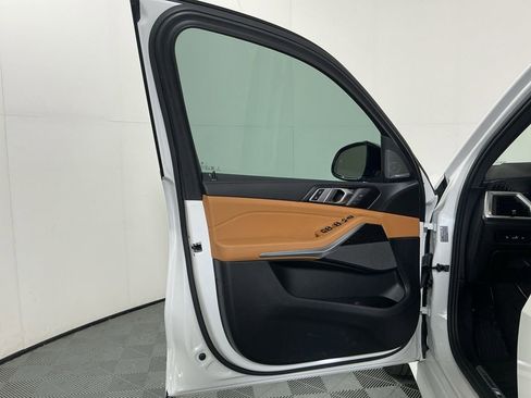 Certified 2026 BMW X5 sDrive40i w/ M Sport Package image 19