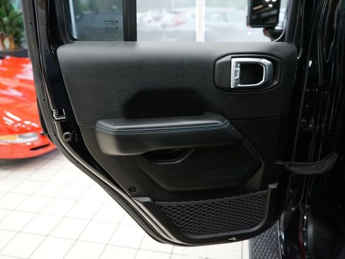 Used 2024 Jeep Wrangler High Altitude AWD/4WD image 56