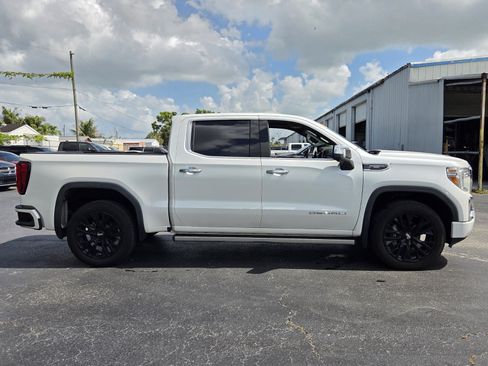 Used 2021 GMC Sierra 1500 Denali w/ Denali Ultimate Package AWD/4WD image 6