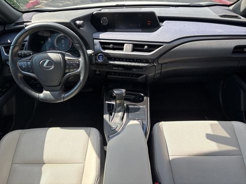 Used 2019 Lexus UX 250h w/ Premium Package AWD/4WD image 20