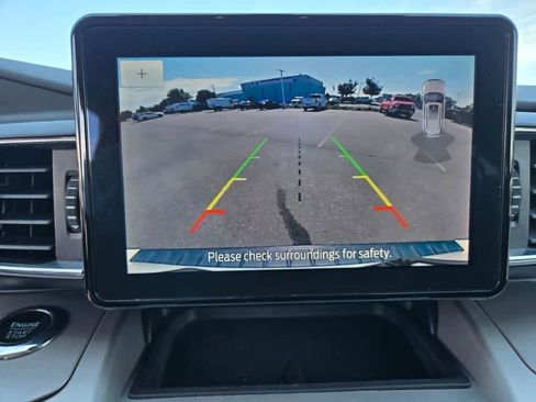 Used 2023 Ford Explorer XLT w/ Equipment Group 202A RWD image 11