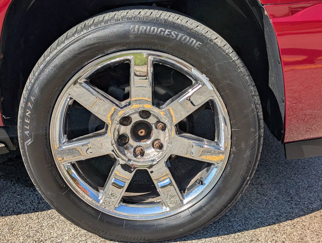 Used 2008 Cadillac Escalade ESV AWD image 17