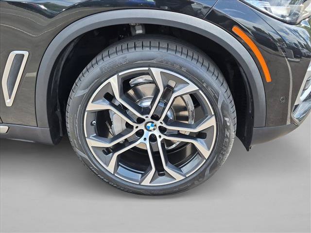 Used 2022 BMW X5 xDrive40i AWD/4WD image 26