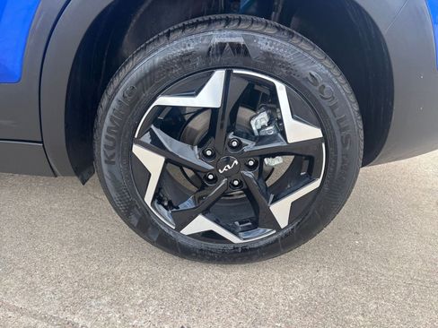 Used 2025 Kia Seltos S image 31