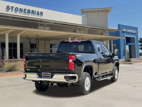 Used 2026 Chevrolet Silverado 2500 LT AWD/4WD image 5