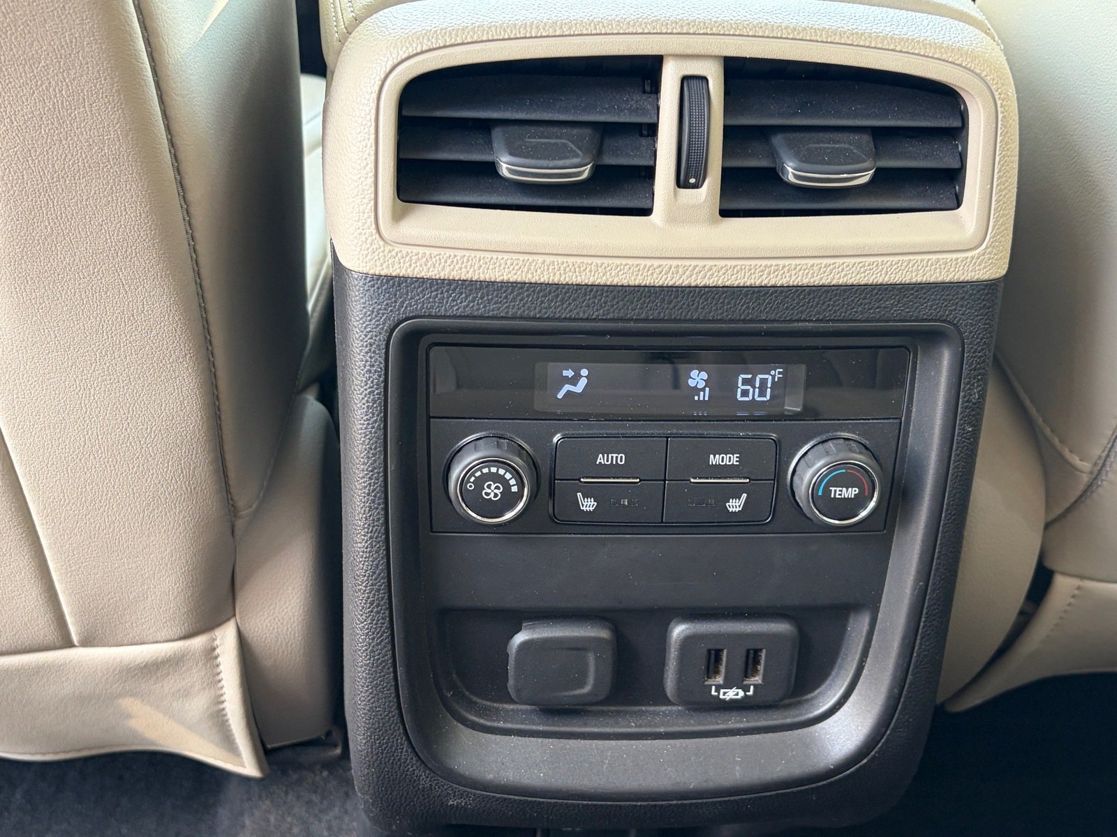 Used 2019 Buick Envision Premium AWD/4WD image 14