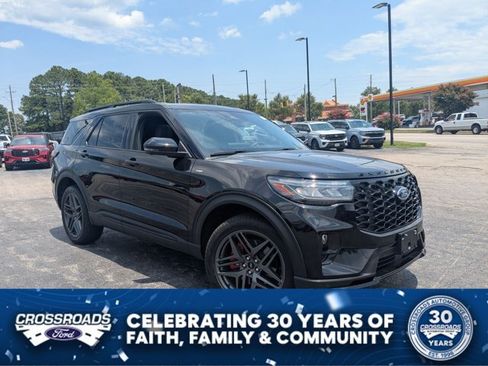 Certified 2025 Ford Explorer ST-Line w/ Premium Package AWD/4WD image 1