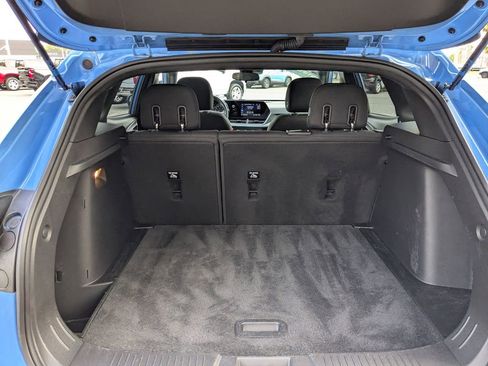 Used 2024 Chevrolet Trax RS w/ Driver Confidence Package image 12