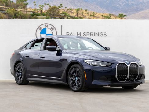 Used 2023 BMW i4 eDrive35 RWD image 2