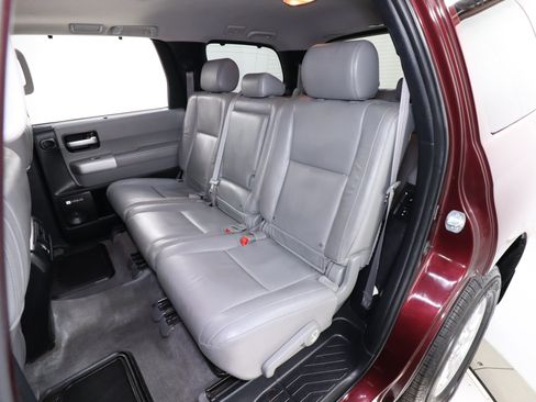 Used 2008 Toyota Sequoia Limited image 19