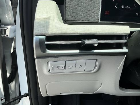 Used 2025 Hyundai Tucson SEL FWD image 13
