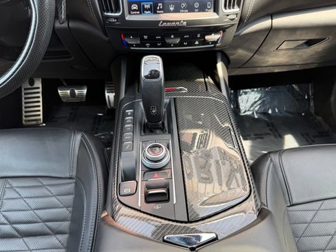 Used 2019 Maserati Levante GTS AWD/4WD image 15