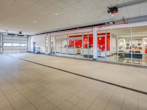 Used 2023 Kia Soul LX image 5