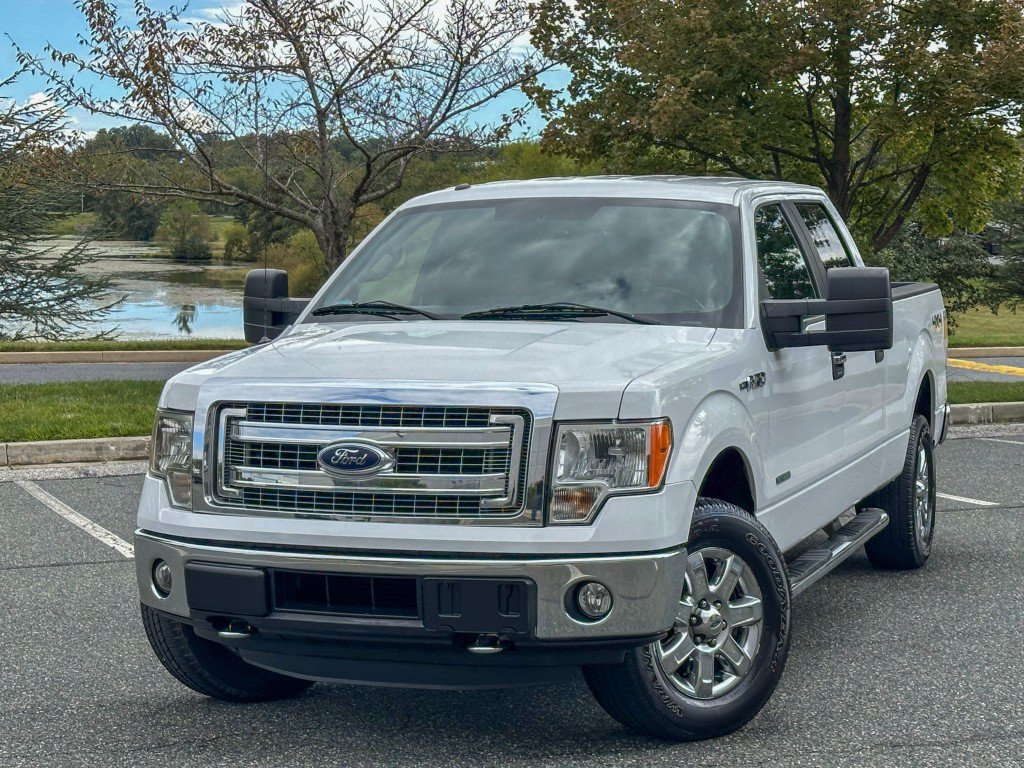 Used 2014 Ford F150 XLT w/ Equipment Group 302A Luxury AWD/4WD image 4